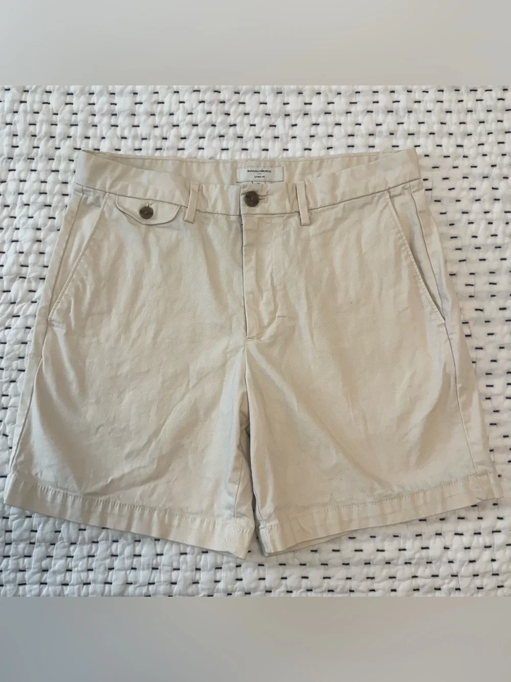 Banana Republic Light Cream Cotton Chino Shorts